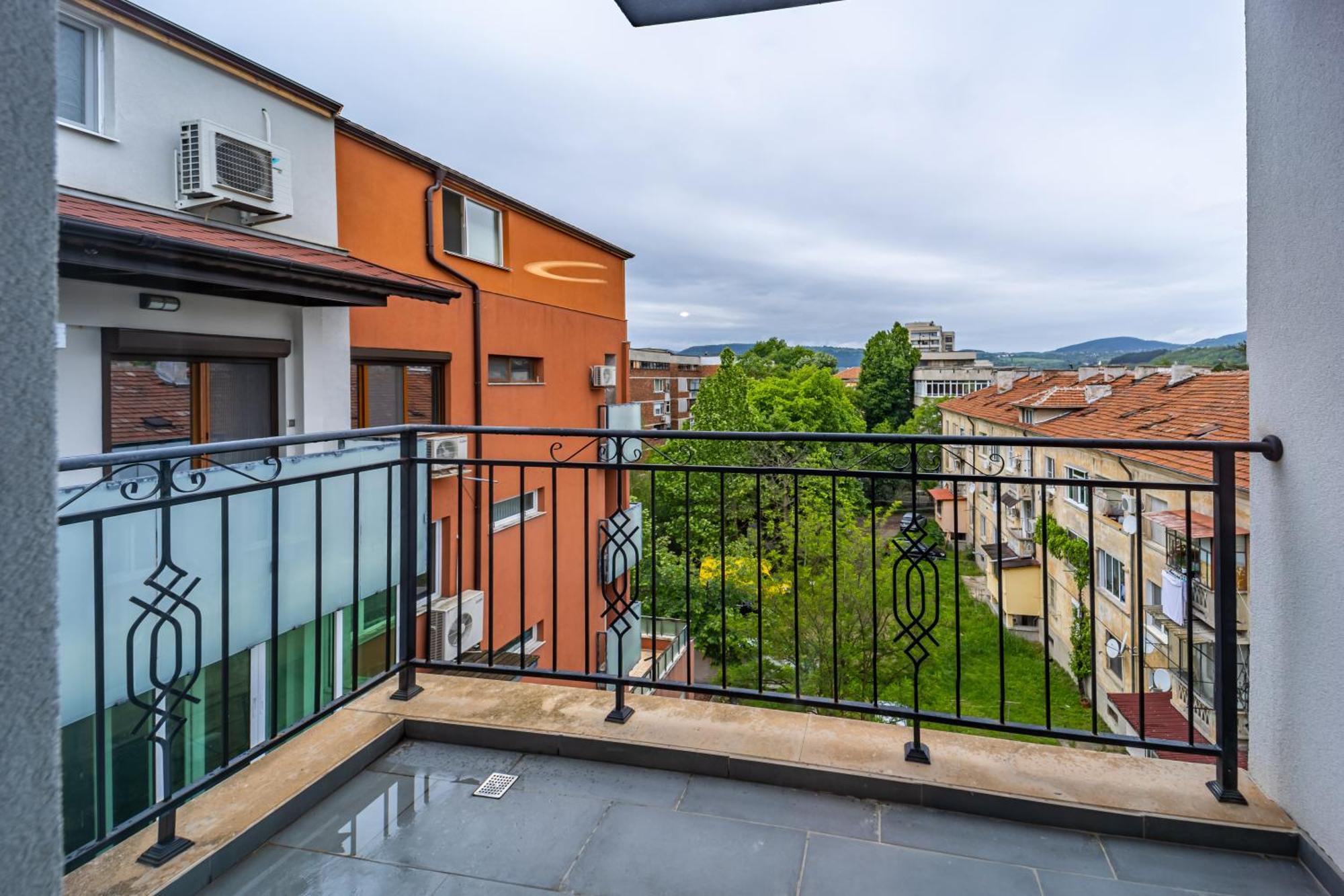 City Center Apartments Kurdzhali Ngoại thất bức ảnh
